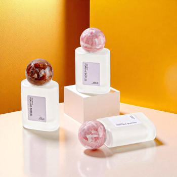 Modern Muse Perfume Bottle – 30ml Frosted Glass with Statement Cap